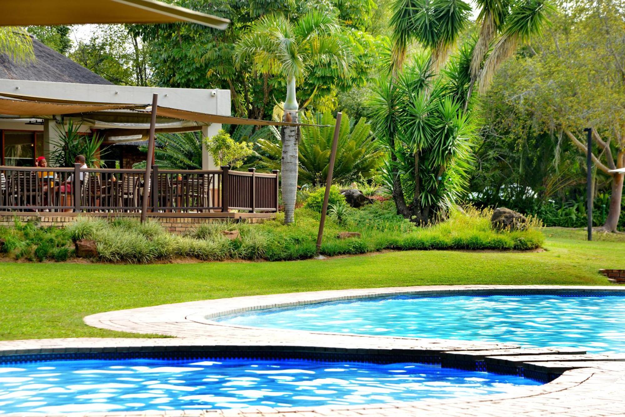 Cambalala - Luxury Units - In Kruger Park Lodge - Serviced Daily, Free Wi-Fi Hazyview Eksteriør bilde